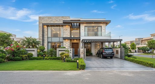 500 Sq Yds Renovated House in PECHS Block 6